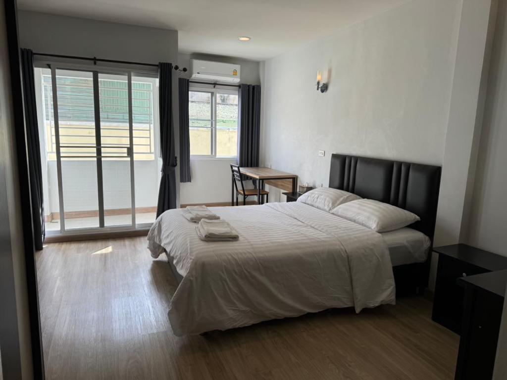 Pipp Residence Bangkok Exteriör bild